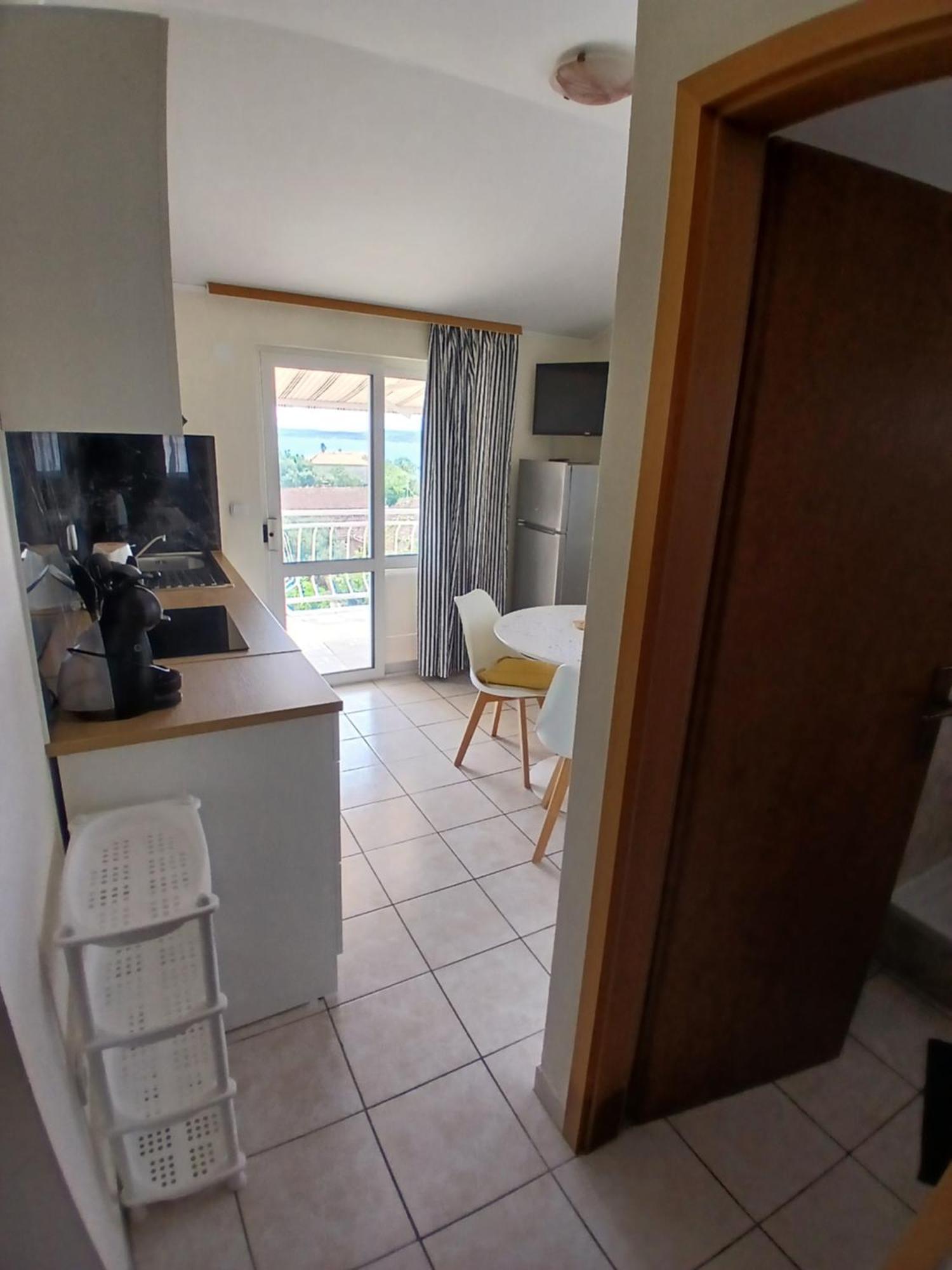 Apartmani Fani 2 Min Walking From Sea Orebić Buitenkant foto